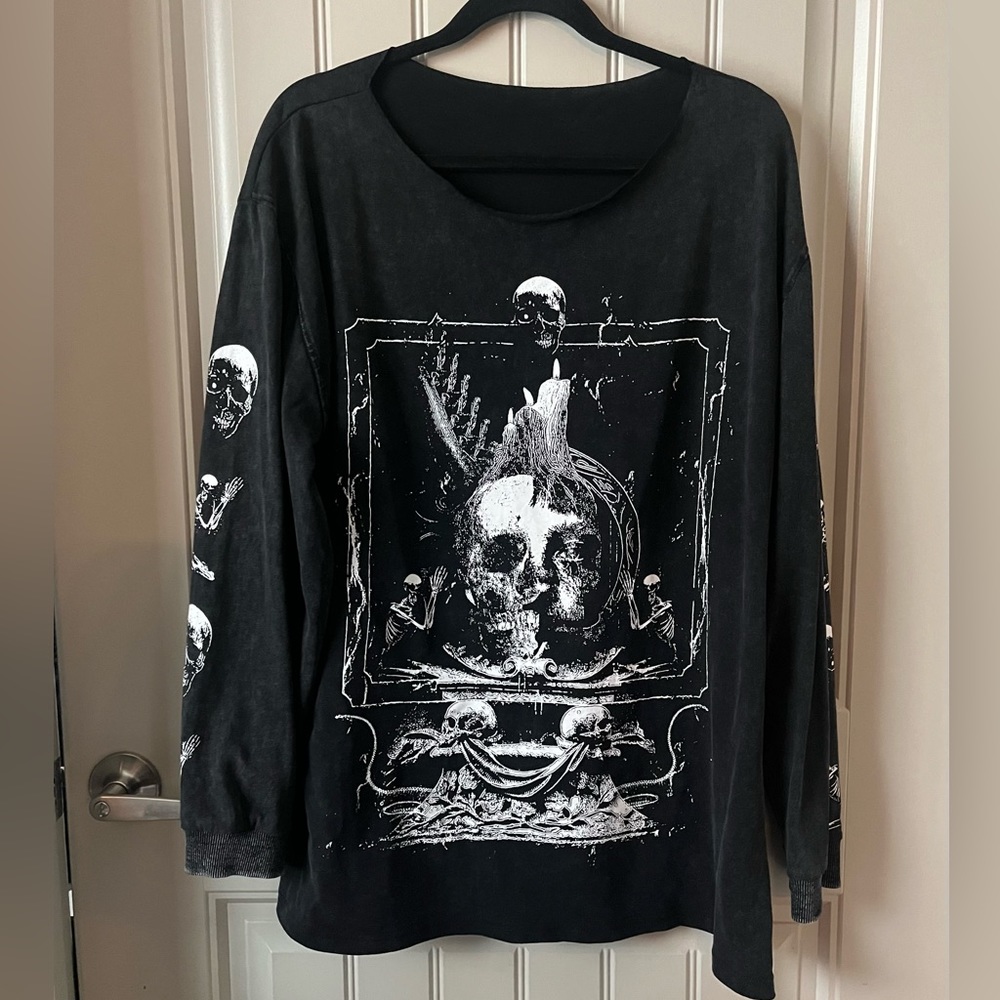 HO7S 2021 shrine skull bat long sleeve oversized shirt